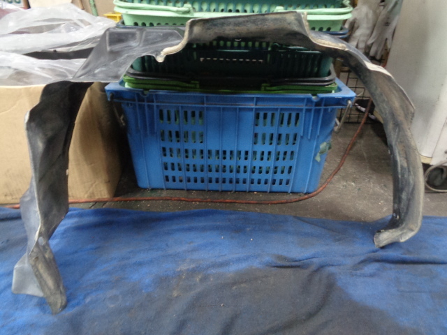 パジェロミニ ターボ H58A 純正 フェンダーライナー フロント 右拍卖