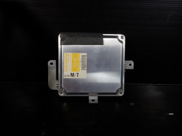 LJ78G ランドクルーザー プラド ランクル 純正 エンジン コンピューター 38525/A2拍卖