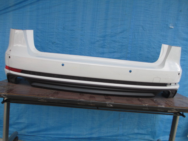 ☆AW290 アウディ A4 8W リアバンパー 白 8W9807511M拍卖