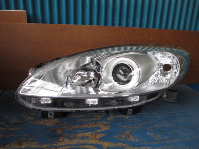 AW620 マツダ プレマシー CWFFW ヘッドライト 左 ATANLEY P9566L拍卖