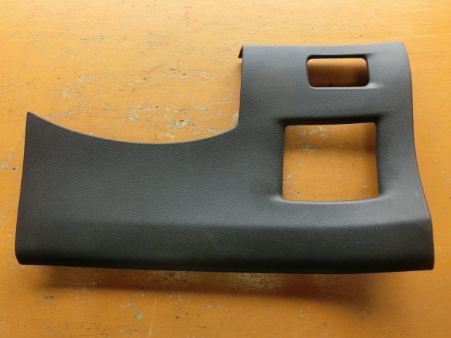 C3 アンダー カバー 平成27年 ABA-A5HM01 コラム下側 シトロエン 2015yレザーエディション 11.3万km 即決あり拍卖