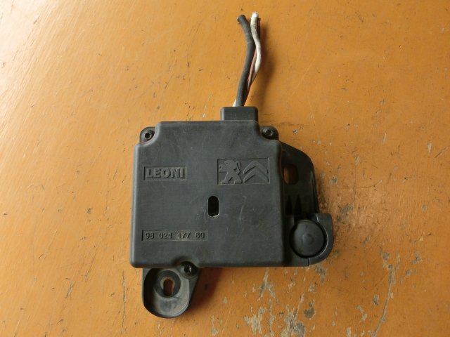 C3 ヒューズ ブルリンク 平成27年 ABA-A5HM01 9800347580 シトロエン 2015yレザーエディション 11.3万km 即決あり拍卖