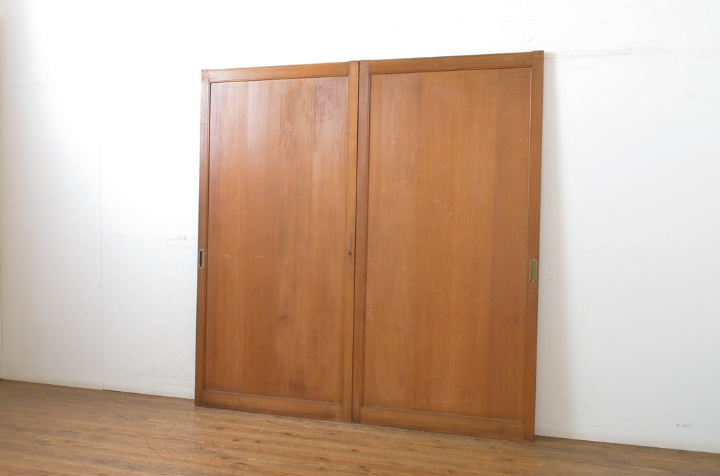 R-064048 アンティーク建具 柾目の美しい板戸2枚セット(帯戸、引き戸)拍卖