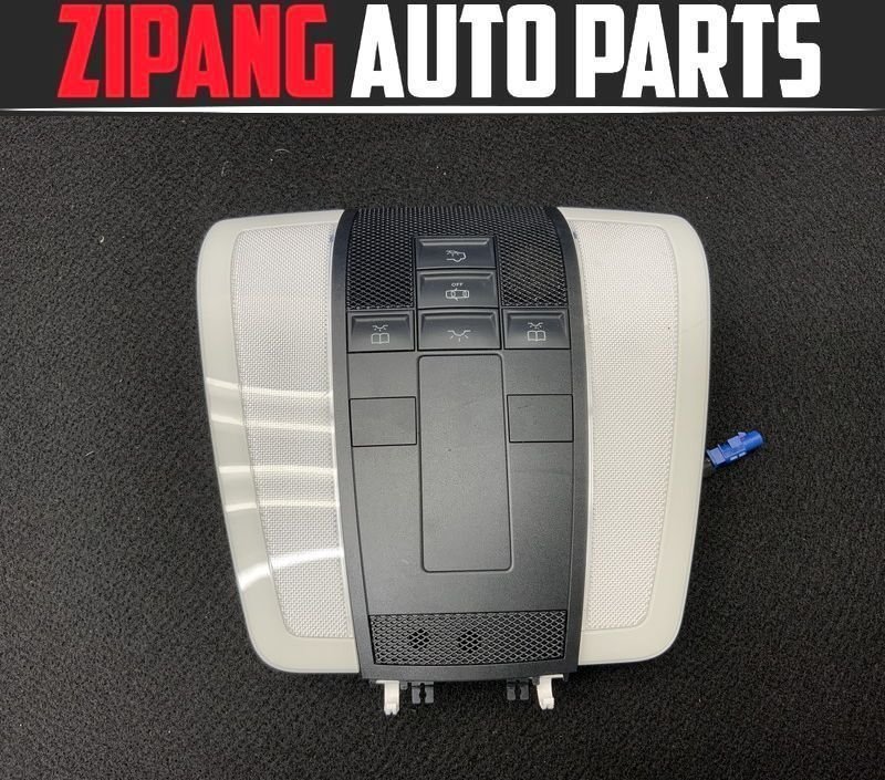 MB186 W204 C200T コンプレッサー AV S フロント ルームランプ ◆ブラック系/A 204 820 20 01 ★動作OK ○拍卖