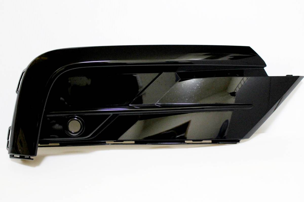 VW ティグアン 5N 純正 右 フロント バンパー フォグ カバー ロア サイド トリム ガーニッシュ 5NA.853.666.D (5NA853666D) RH拍卖