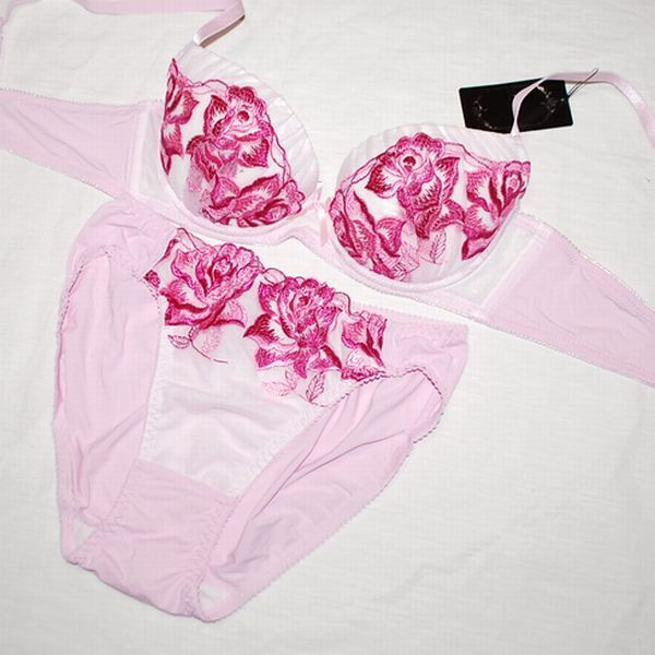 Last 三誠 C75M エレガント 華刺繍 薔薇姫ブラ&ショーツ ピンク 拍卖