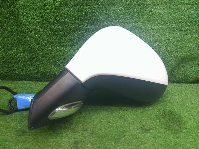 プジョー 207 ABA-A75F01 純正 サイドミラー ドアミラー ミラー 5P+6P 電動格納 ターンランプ付 ヒーター付? 現状渡し品 中古拍卖