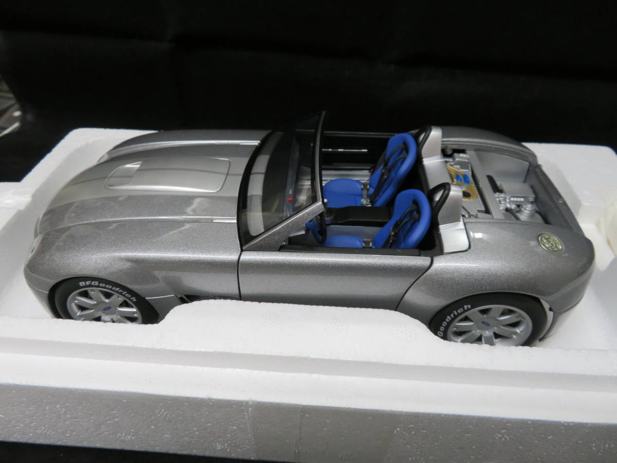 1/18 フォード シェルビー コブラ コンセプト拍卖