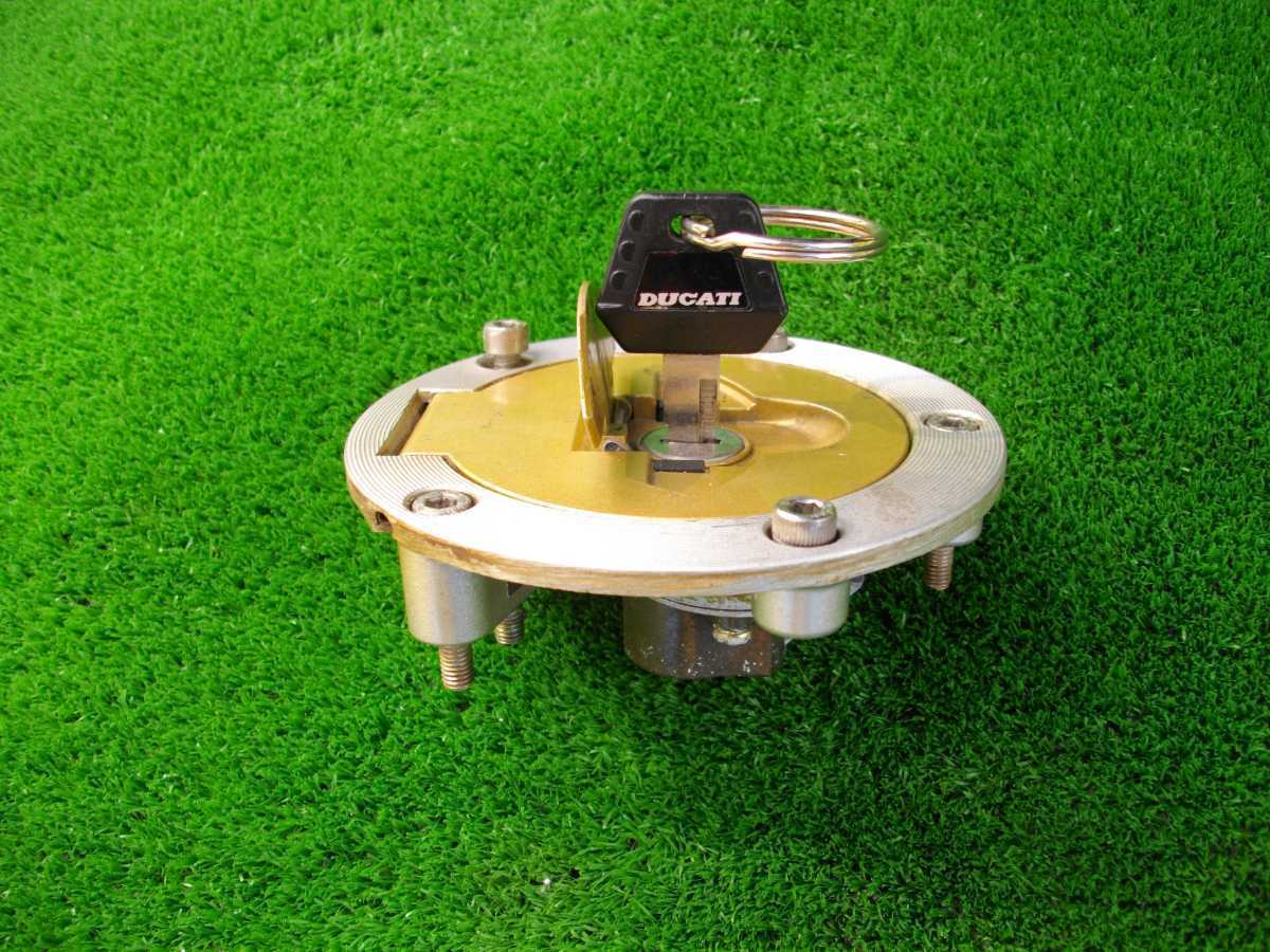 ドカティ ガソリンタンク キャップ/ST2(204)拍卖