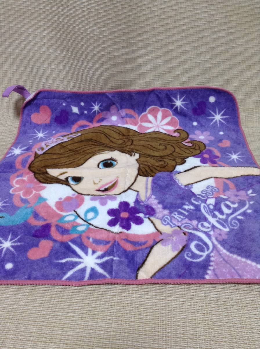 ちいさなプリンセス ソフィア ハンドタオル 掛けひも付き パープル(紫) 【Disney/ディズニー】拍卖