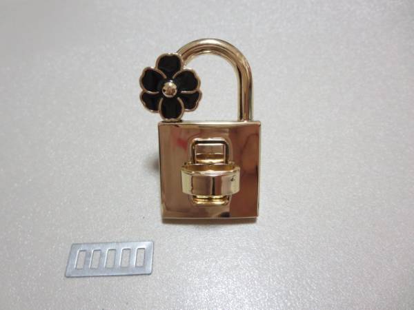 ★クラフト材料★飾りひねり金具★お花付き南京錠★拍卖