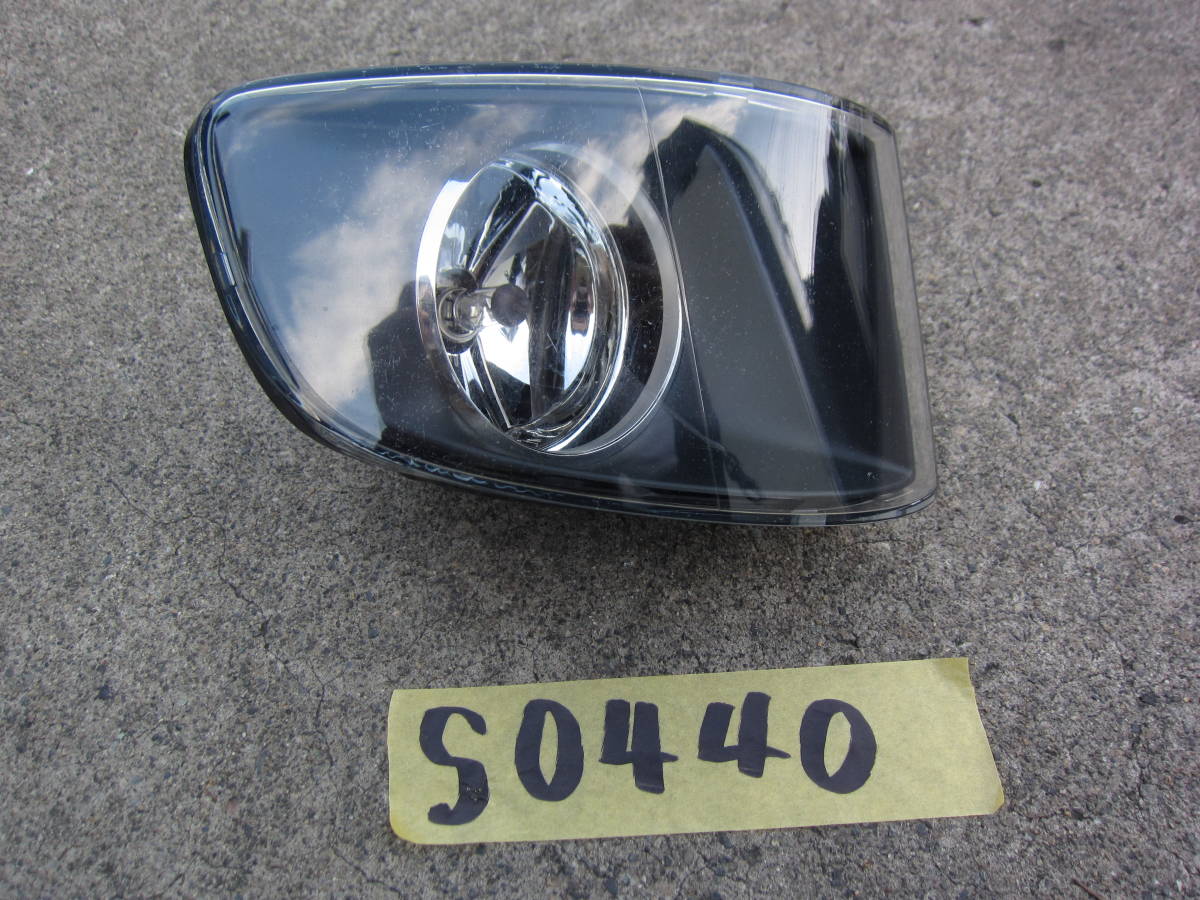 BMW 3シリーズ 純正 ライト フォグランプ フォグライト 右 634.01.000.01 6937466 S0440 拍卖