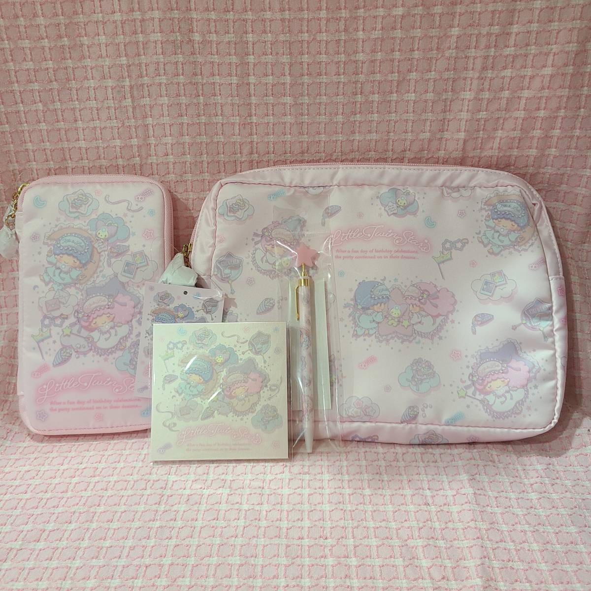 ●【サンリオ】キキララ パーティーの続きは夢の中で… BAG in ポーチ ペンポーチ メモ ボールペン リトルツインスターズ バッグ 6435R410拍卖