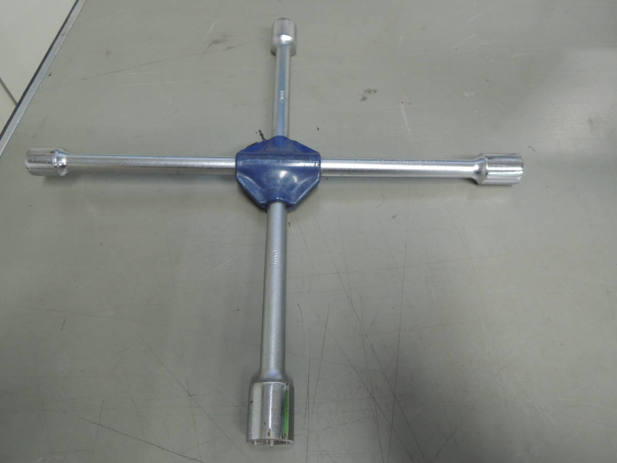 ・ BAL 十字レンチ クロスレンチ 17mm/19mm/21mm 整備 車載工具 緊急時に タイヤ交換 ホイール拍卖