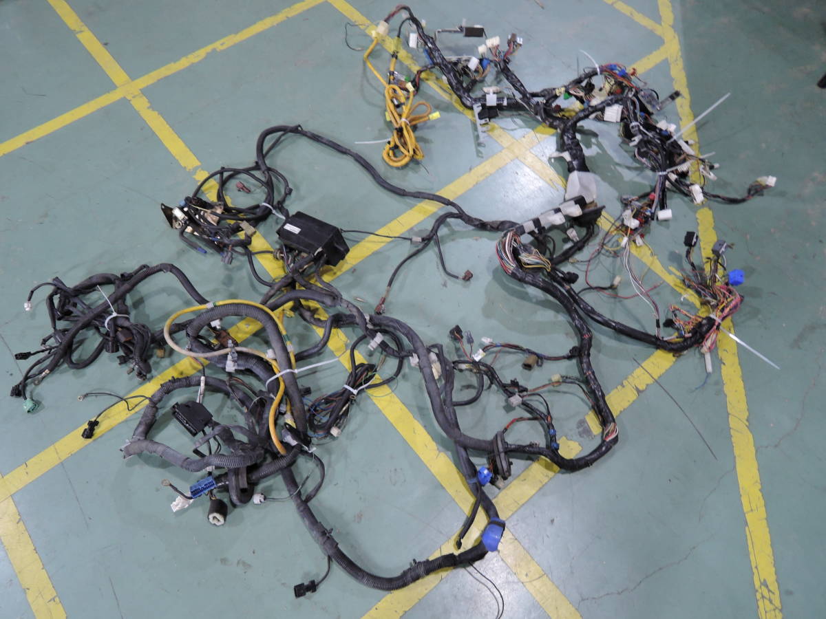 即納 SF5 フォレスター S/tb 5MT 【ジャンク品】 エンジン ダッシュ ハーネス 補修 部品取り 配線 82231FC002 / 98241-FC230 SB-5026拍卖