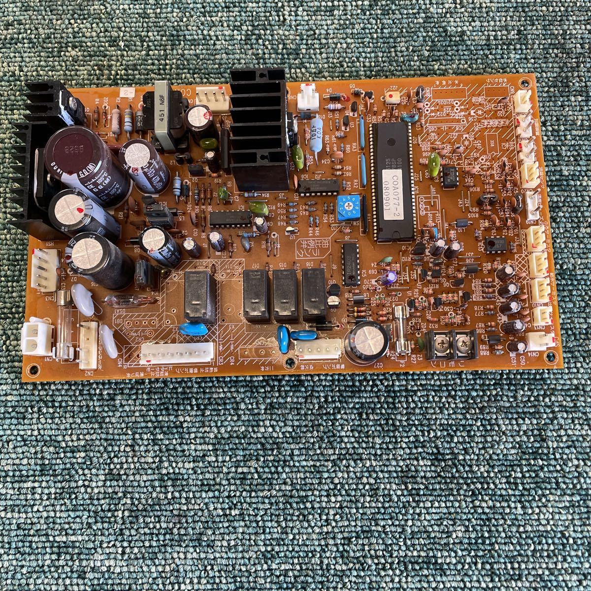 ジャンク タカラ 石油給湯機 FD-31 SN 制御基板 COA-077 動作不明 給湯器部品拍卖