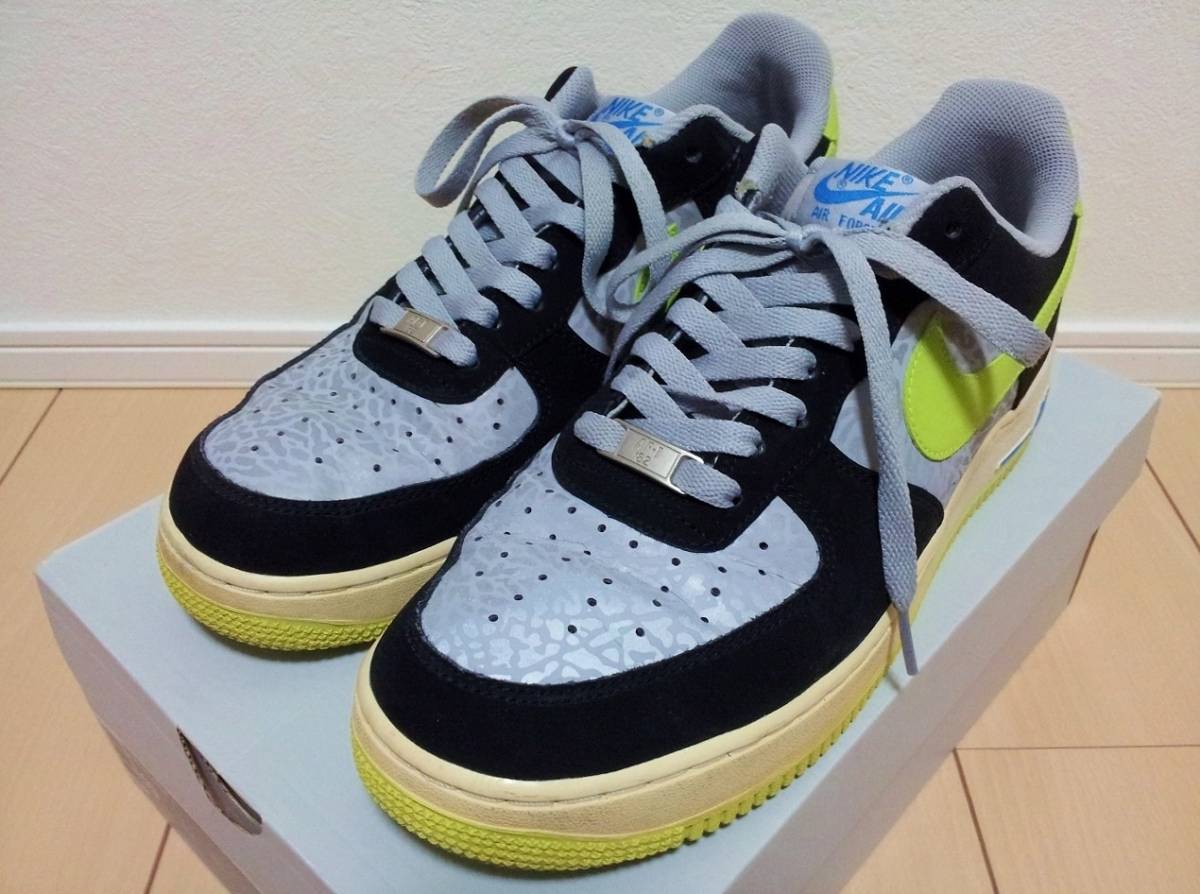 良品中古!!★NIKE スニーカー ナイキ エアフォース1 ローカット AF1 銀黒 限定カラー 28cm レトロ 希少品 レア物★AIR FORCE1 リフレクター拍卖