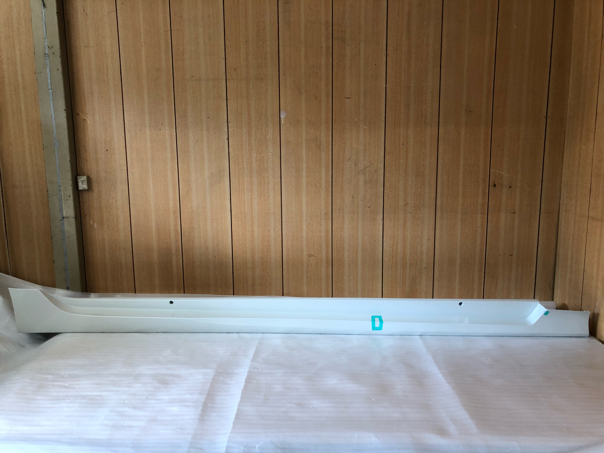 プリウス ZVW51 右サイドステップ 75850-47030 ホワイトパール拍卖