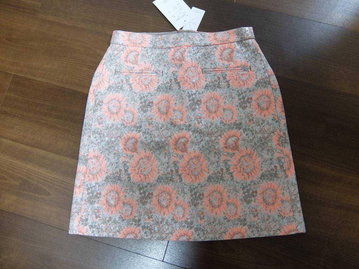 トゥモローランド マカフィー 新品タグ付きピンク花スカート34拍卖