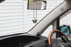 バタフライ 蝶 ルームミラーにぶらさげるアクセサリー キーホルダー おしゃれ キーホルダー金具付 メンズ用 レディス用 ブランド拍卖