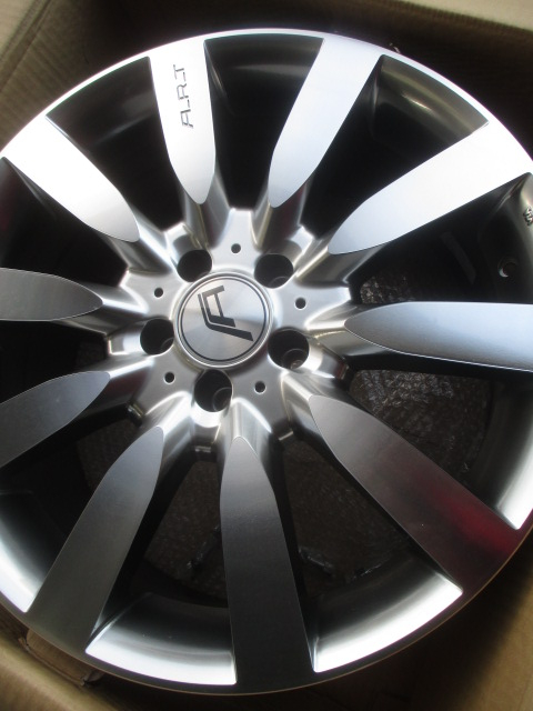 ☆新品☆ART MONO 19インチ 4本拍卖