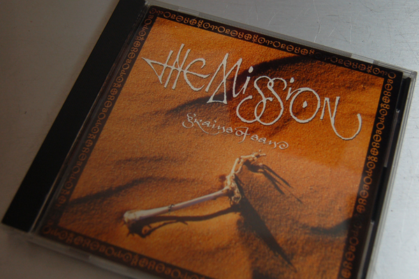 The Mission ザ・ミッション Grains Of Sand グレインズ・オブ・サンド 帯・ 解説・歌詞・対訳付 PHCR-1048 見本盤 帯にシワ等有 USED拍卖