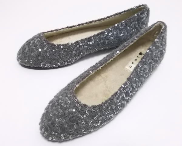 新品★swan★バレエシューズ★スパンコール★インナーファー★グレー★フラットシューズ★ウールン商会拍卖