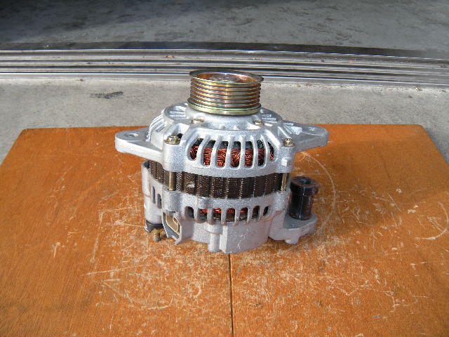 【格安・新品】三菱ふそう、キャンター/ライトバス ローザー用オルタネーター(ダイナモ) A3TN6493、ME241269拍卖