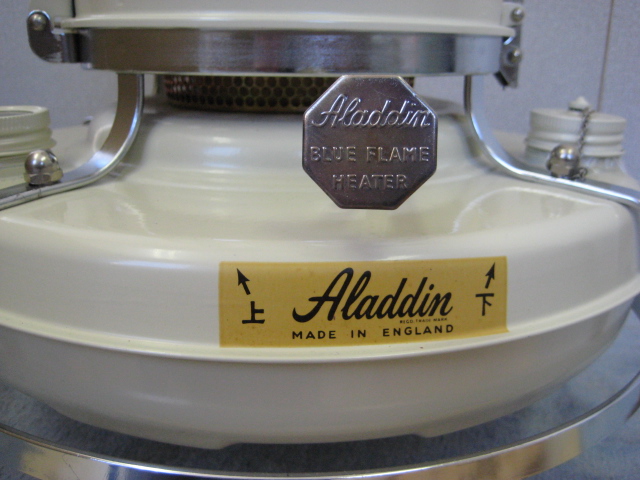 ※☆新品の白い☆ アラジンストーブ 16型 八角ノブ 入手困難もの。拍卖