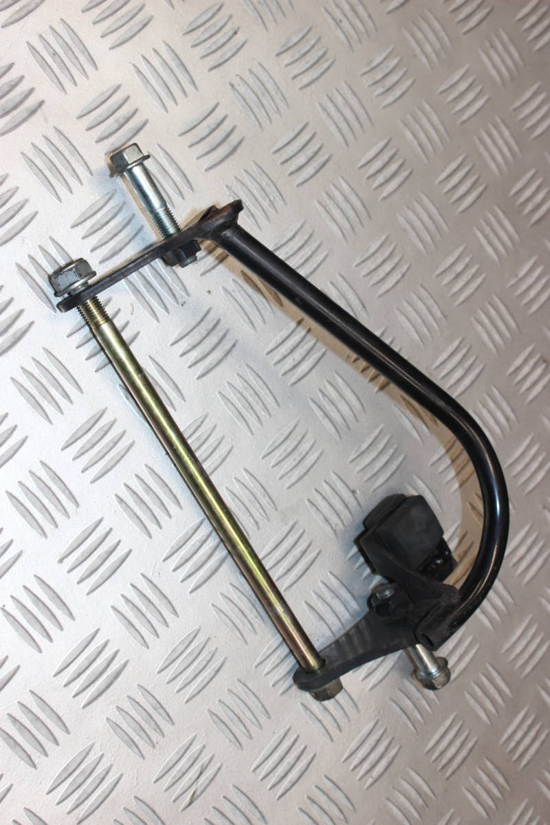 い クレアスクーピー.AF55.純正 エンジンハンガー拍卖