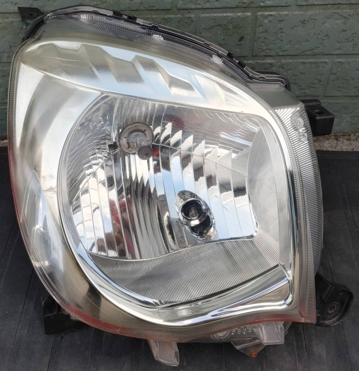 日産 モコ MG33S 右ヘッドライト ( ハロゲン ) *Stanley P9638*拍卖