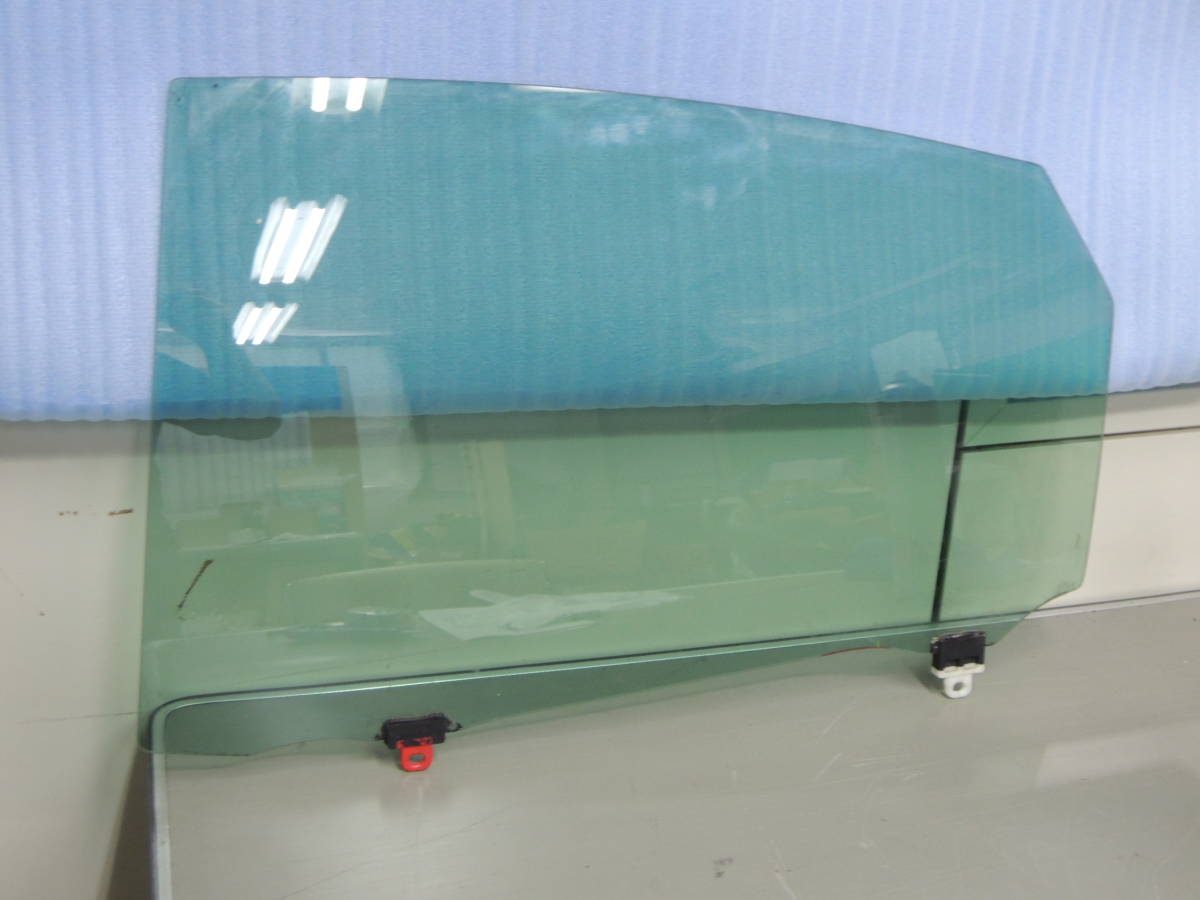 ・ ZVW30 プリウス 純正 【左/リア】 ドア ガラス ウインドウ パワー 窓 #2110P拍卖