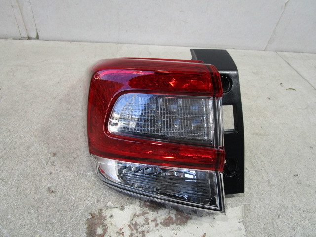 良品 スバル インプレッサ XV GT3 純正 左テールランプ拍卖