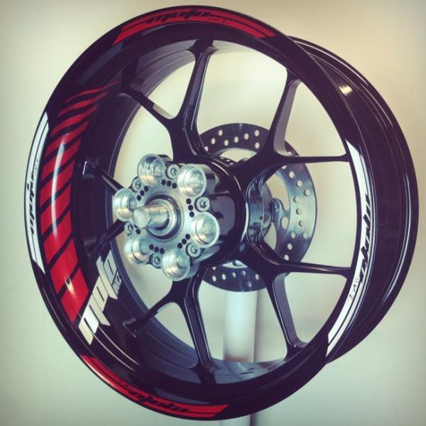 リムステッカー 各色 MV AGUSTA アグスタ F4 RC RR F3 675 800 BRUTALE ブルターレ 1090 DRAGSTER ドラッグスター TURISMO STRADALE拍卖