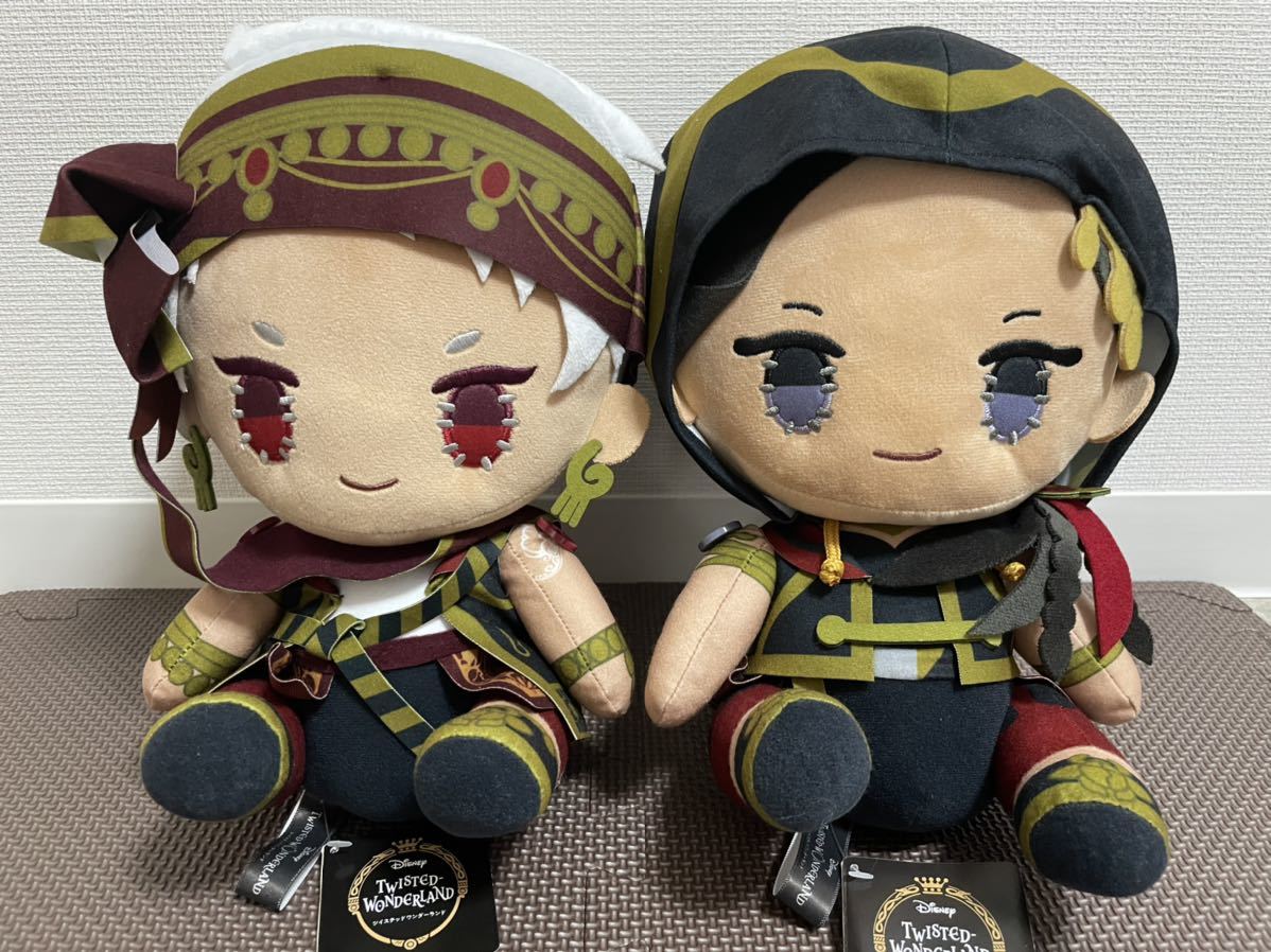 【カリム&ジャミル】全2種 ツイステッドワンダーランド スペシャルハンドメイド風お座りぬいぐるみ スカラビア寮 ツイステ 新品・タグ付き拍卖