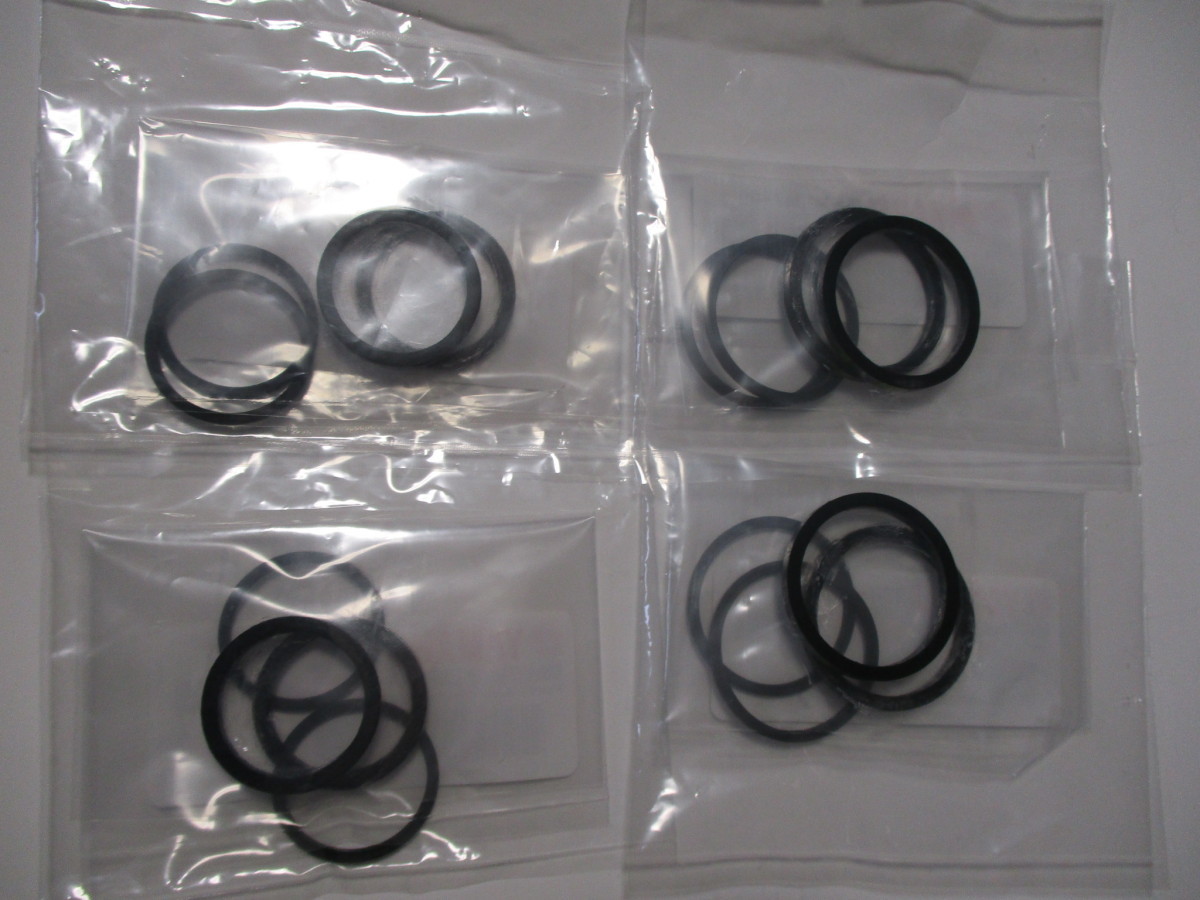 送料無料★商品★TZR250/R/RS/RSP/SP★FZR400RR/SP★純正フロントキャリパーシールセット拍卖