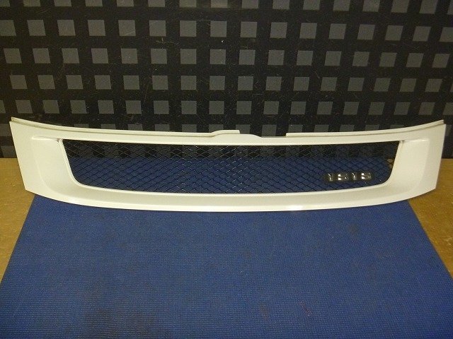 #9313 ANM10G アイシス フロントグリル カラー:073(ホワイト系)★拍卖