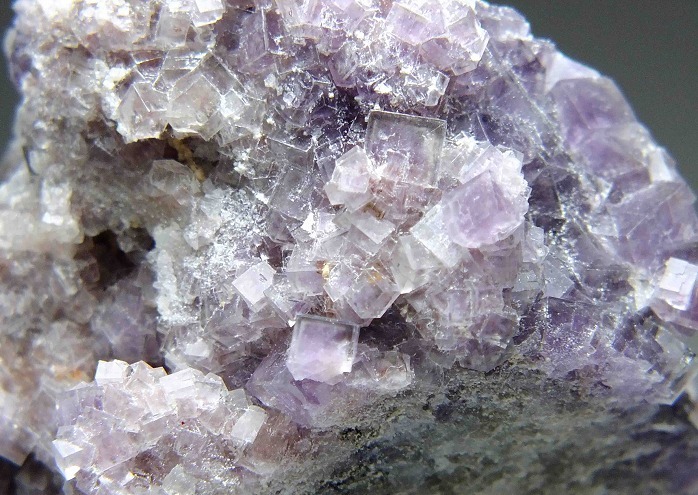 ☆☆ フローライト 蛍石 (蛍光) <ドイツ> 9 ☆☆拍卖