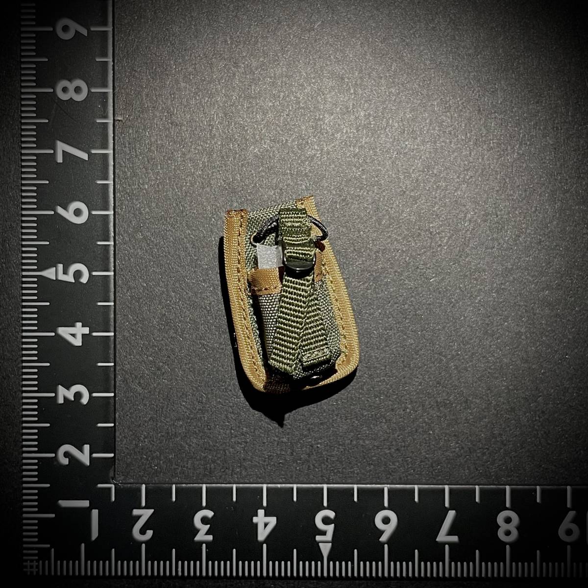 【在2/即決】DAMTOYS製 模型 1/6 スケール 男性 女性 フィギュア用 装備 部品 無線機用 ポーチ (未使用拍卖