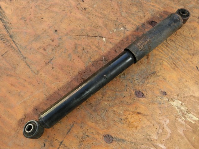 ジムニー アブソーバー 1本 平成12年 GH-JB23W リア ショック 左右共通 41700-81A00 2型 XC 17.3万km 即決あり ii拍卖