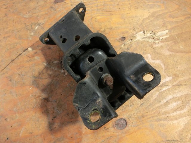 ジムニー 右 マウント 平成12年 GH-JB23W エンジン ゴム 2型 XC 17.3万km 即決あり ii拍卖