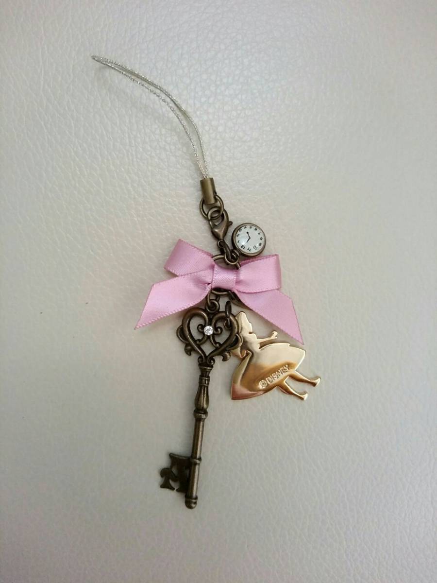 アリスインワンダーランド 鍵モチーフ チャーム【ディズニー】拍卖