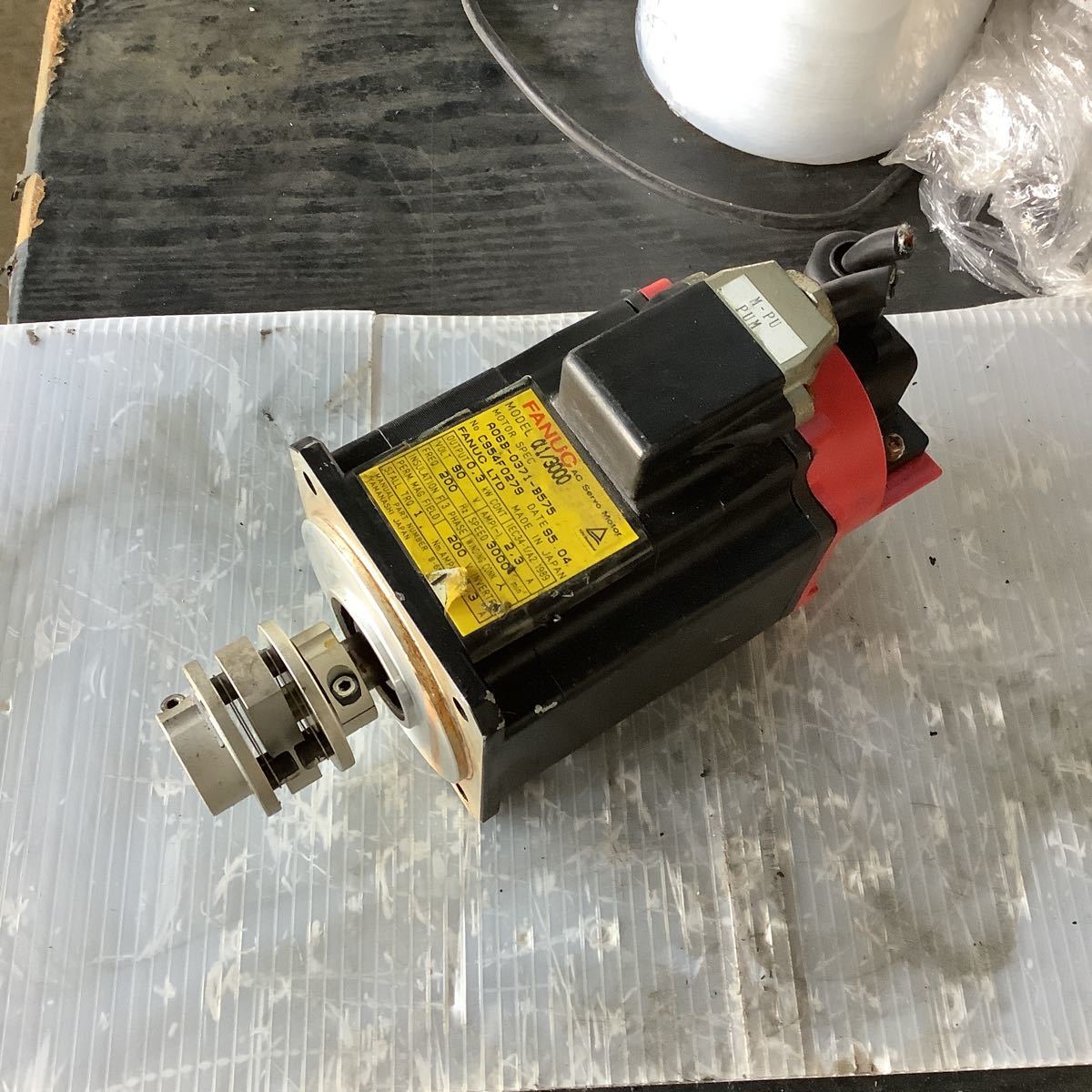 ファナックサーボーモーターα1/3000 中古品 動作未確認です。拍卖
