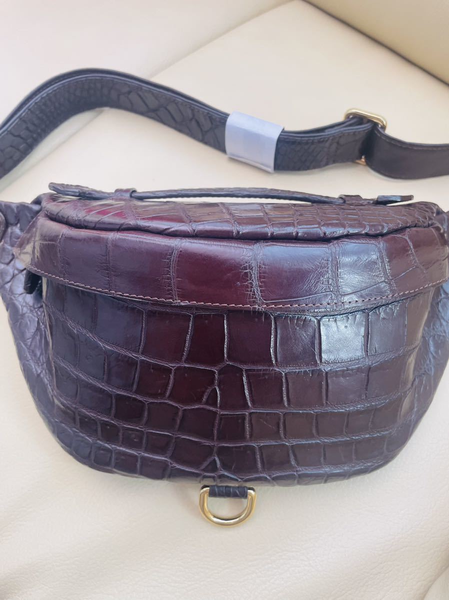 《SALE》新品 未使用 本革 クロコダイル 1点物 ボディバッグ ショルダーバッグ ウエストポーチ 最高級 肚部革 一枚革 男女兼用 茶系拍卖