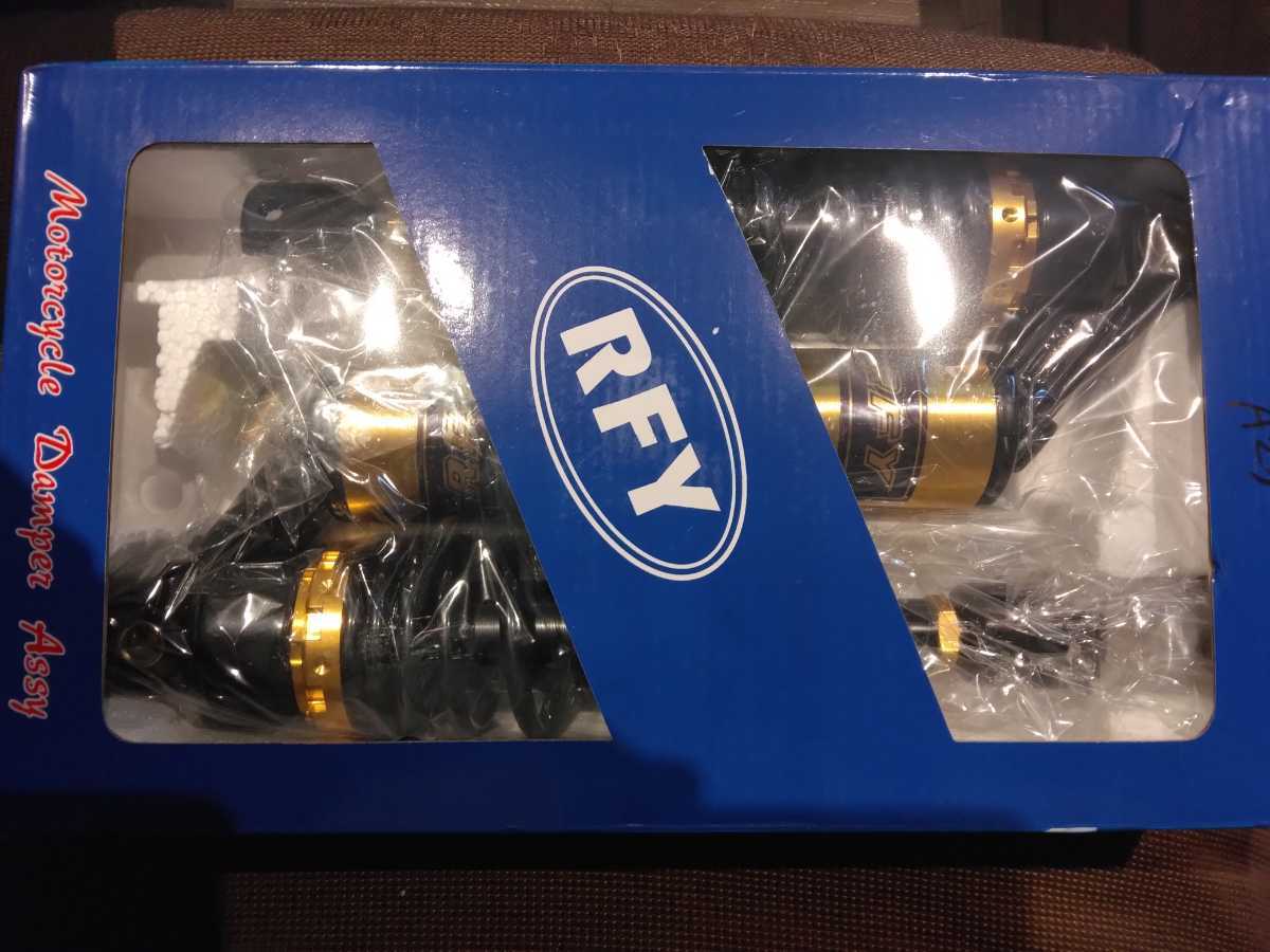 ローダウン サスペンション オーリンズ風 シグナスX125 SR F1 ブラックxゴールド 拍卖
