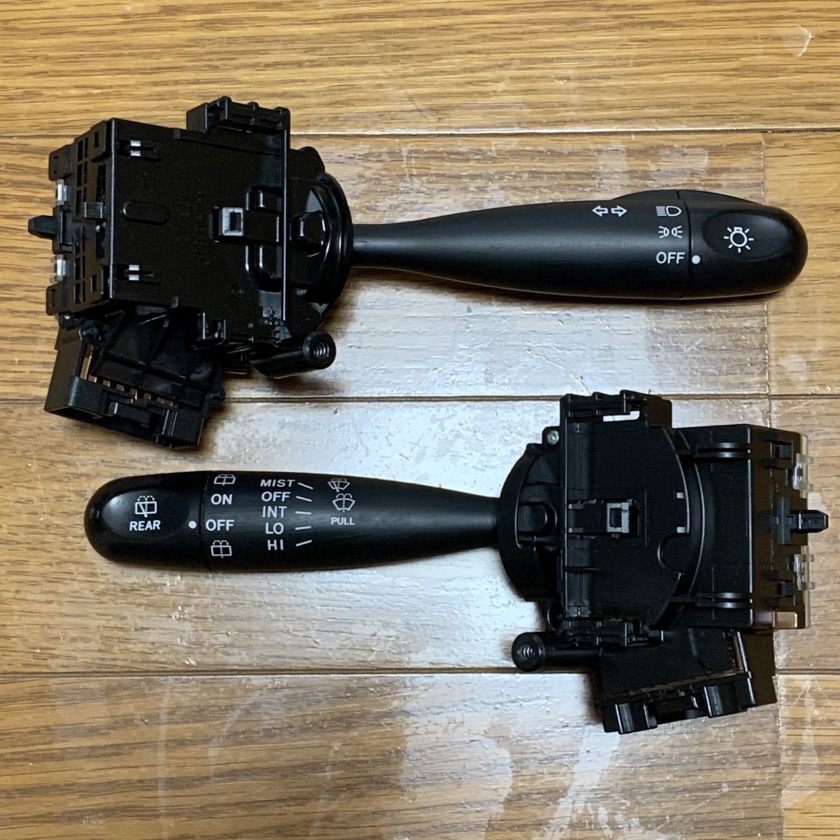 【中古】HA25S アルト ディマー&ワイパー スイッチ (ライト/コンビネーション)拍卖
