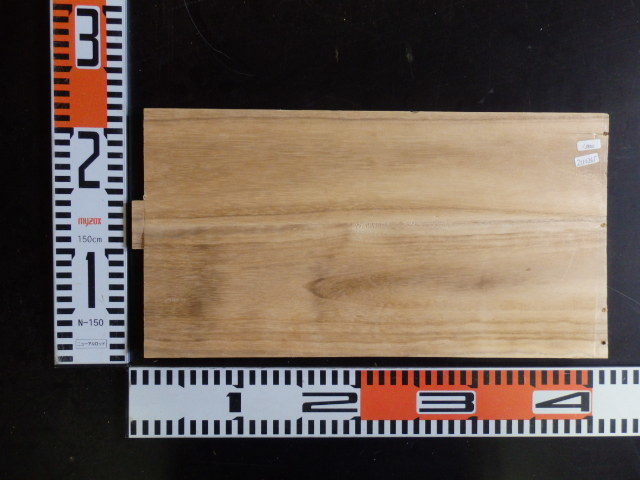 s2110265 時代桐箪笥 桐材 部材 約20.5cm×40cm×1cm~1.5cm拍卖