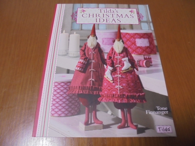洋書チルダのクリスマスアイデア Tilda's Christmas Ideas ノルウエーのハンドメイド ティルダ サンタ ストッキング オーナメント拍卖