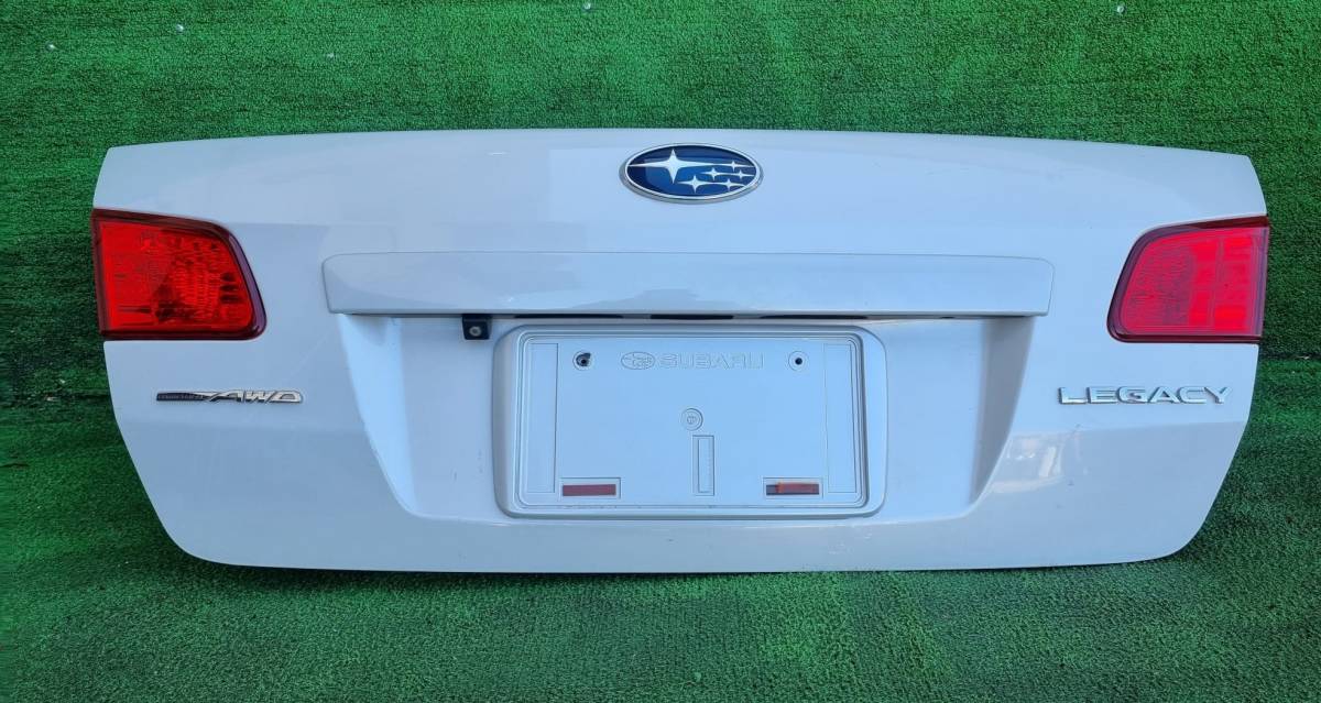 スバル レガシィ BM トランク (ホワイト系)拍卖