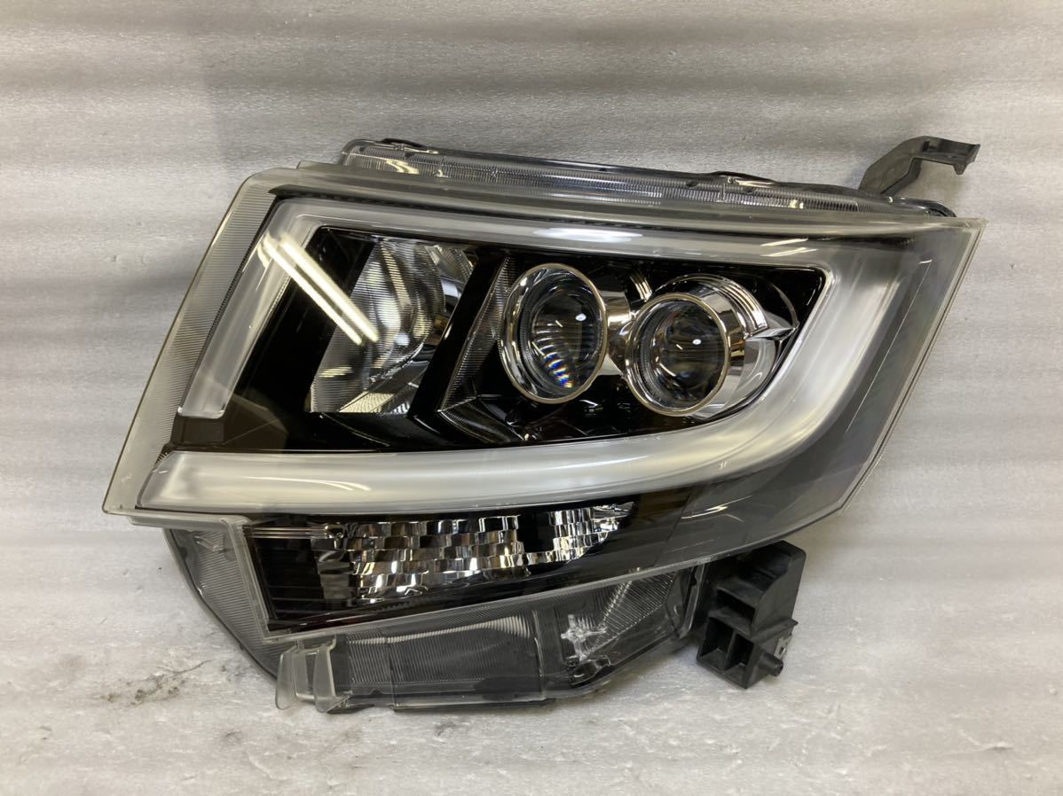 B8052 ムーヴ カスタム LA150S LA160S 前期 左ヘッドライト LED KOITO 100-69010 81185-B2060拍卖